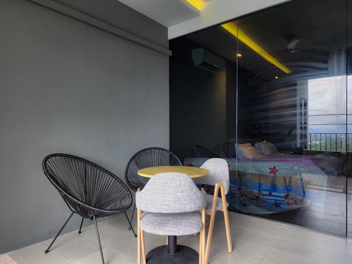 Bayu Marina -- Bathtub, 5 Mins To Mid Valley #2pax By Cowidea *