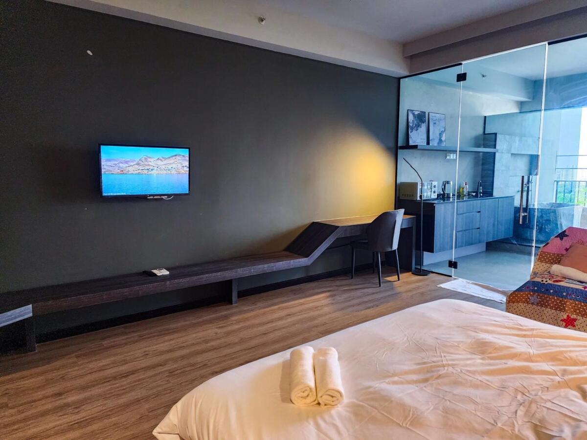 Bayu Marina -- Bathtub, 5 Mins To Mid Valley #2pax By Cowidea