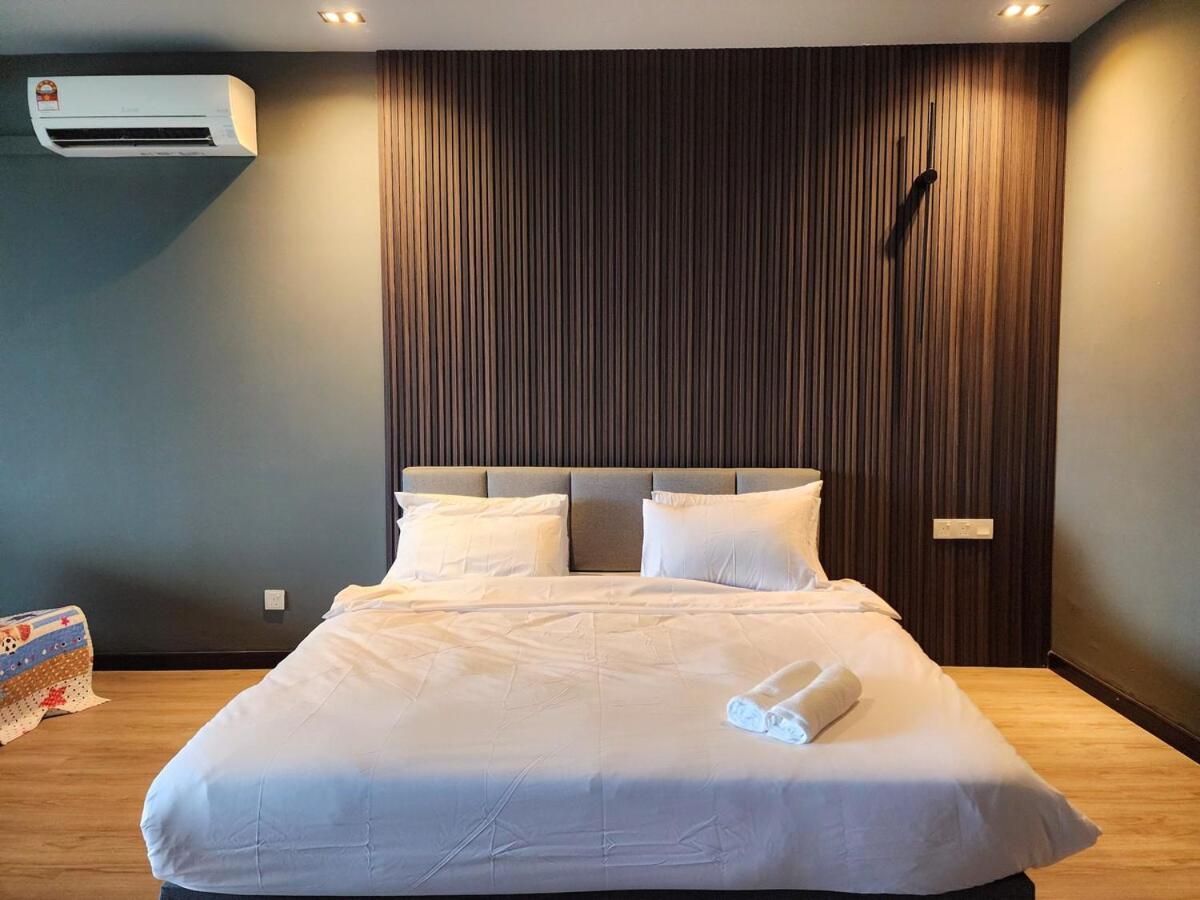 Pangsapuri Bayu Marina -- Bathtub, 5 Mins To Mid Valley #2pax By Cowidea